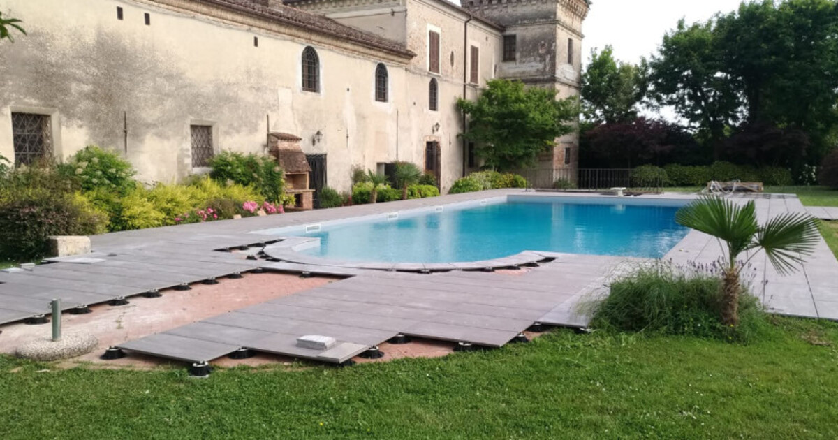 Col12_bordi-piscina