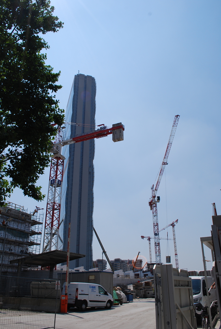 Torre Allianz by Isozaki Maffei in Milan